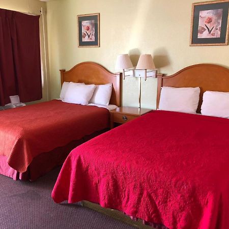 Fairbridge Inn Express - Barrington Екстериор снимка